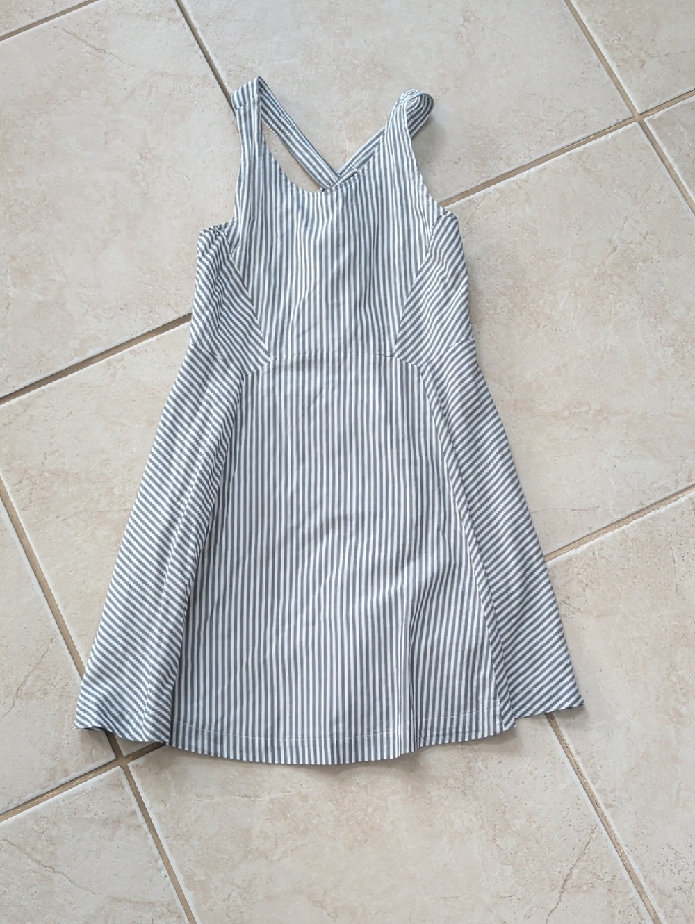 GAP Kids Girls Size 10 Striped Cross-Back Sundress in White and Gray